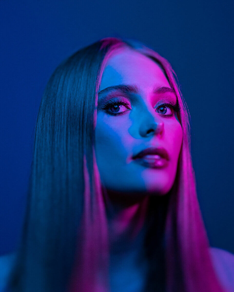Magenta and blue were the first colours used in these coloured light mixing portraits of a model