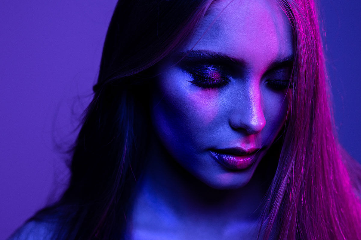 Magenta and blue were the first colours used in these coloured light mixing portraits of a model