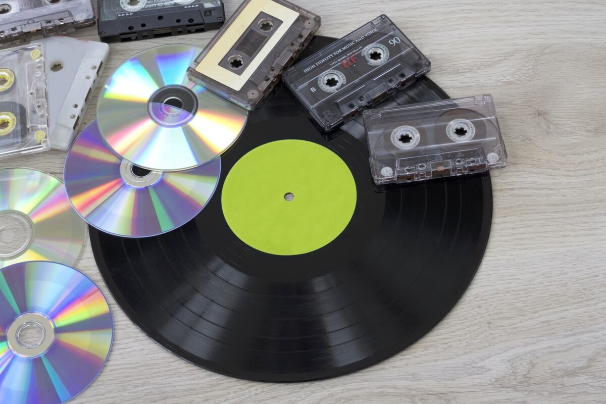 vinyl record, cassette tapes and CD-ROMs, part of Austin Record Convention