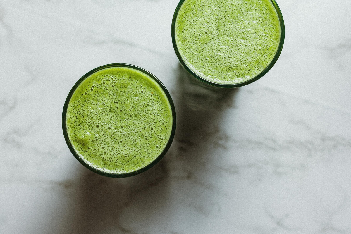 2 glasses of juiced greens