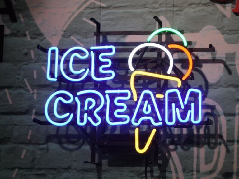 neon light for museum of ice cream