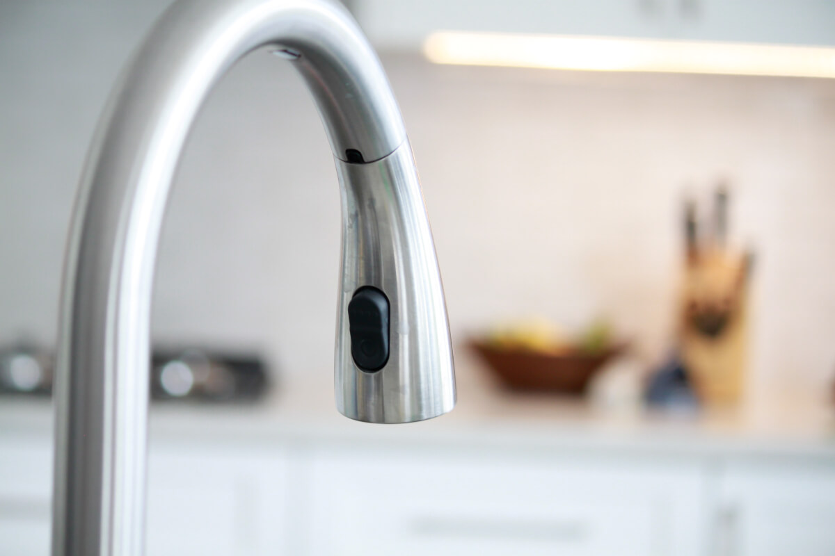 a silver kitchen watertap