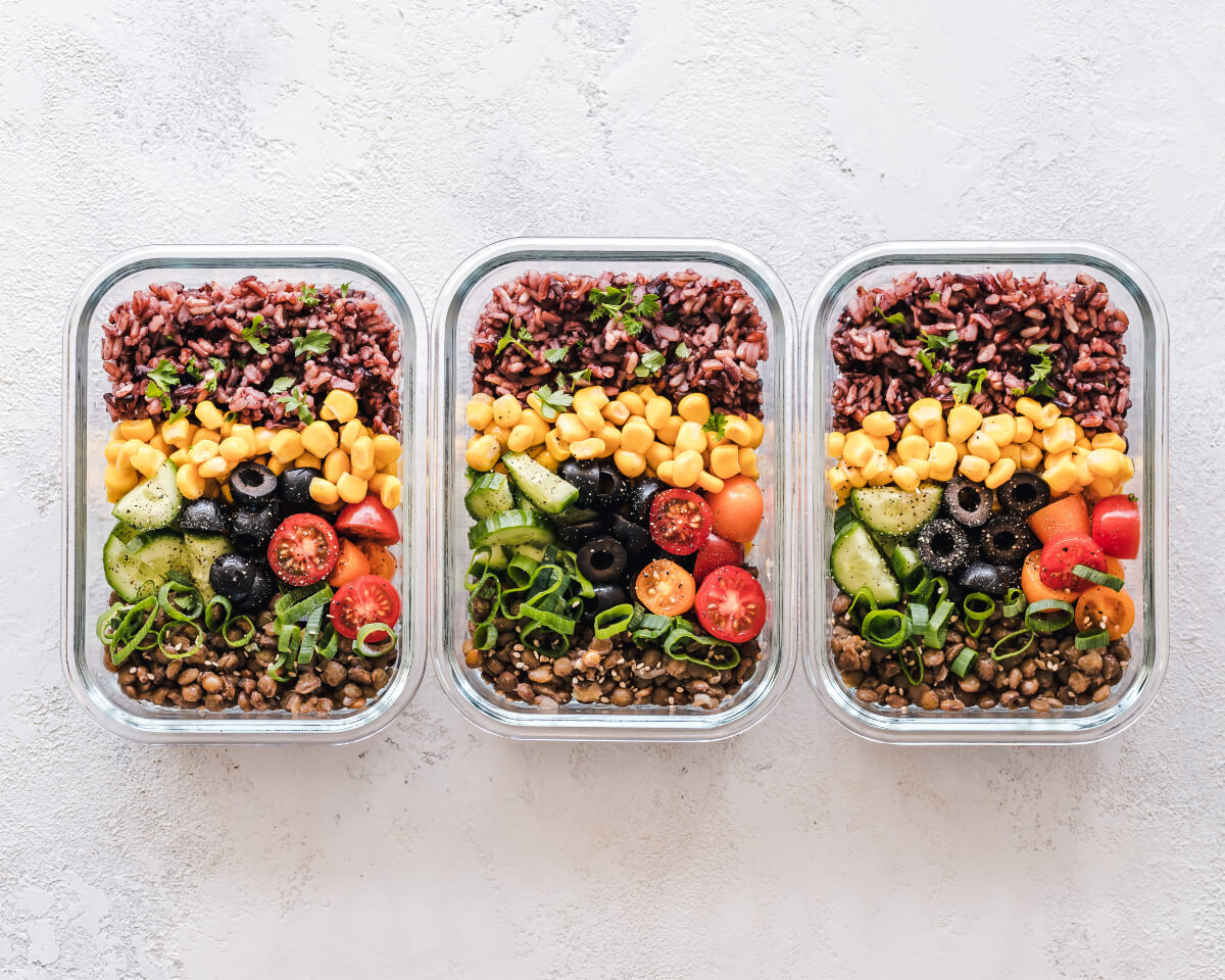 3 bowls of pre-prepared vegetarian meals are a great idea for healthy eating tips