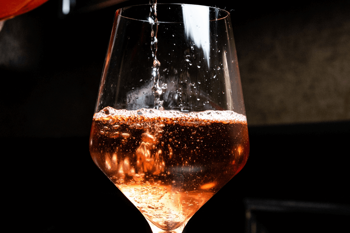 Kir Royale champagne cocktail 