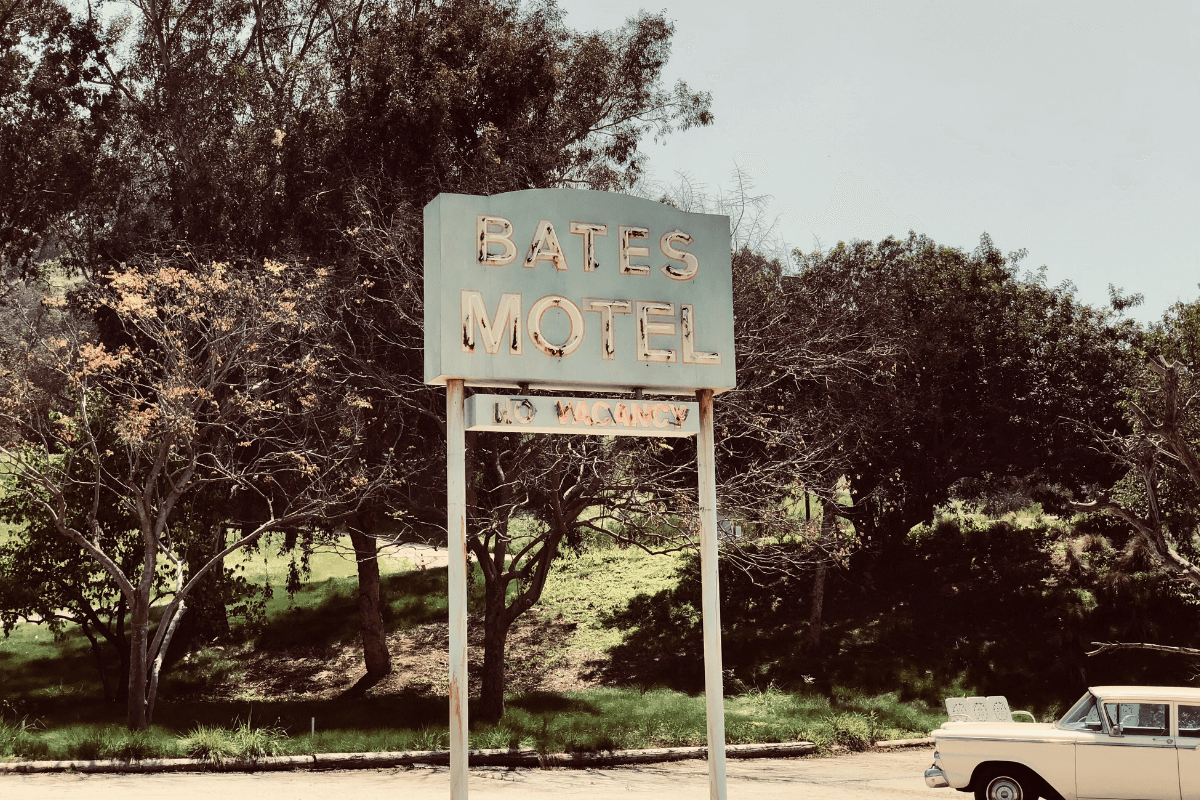 "Bates Motel" sign 