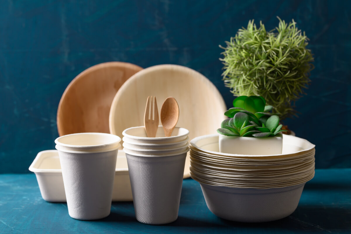 Compostable bowls, cups, and cutlery, things which will come in handy after a single use plastic ban happens in Canada. 