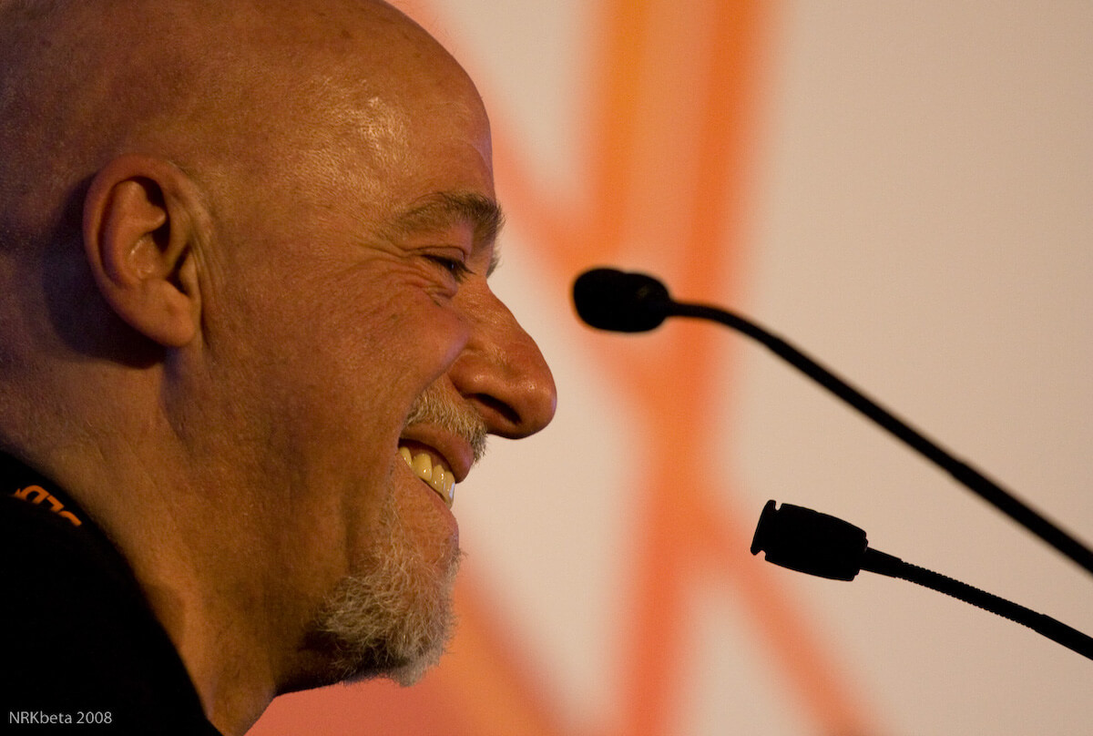 Paulo Coelho public speaking